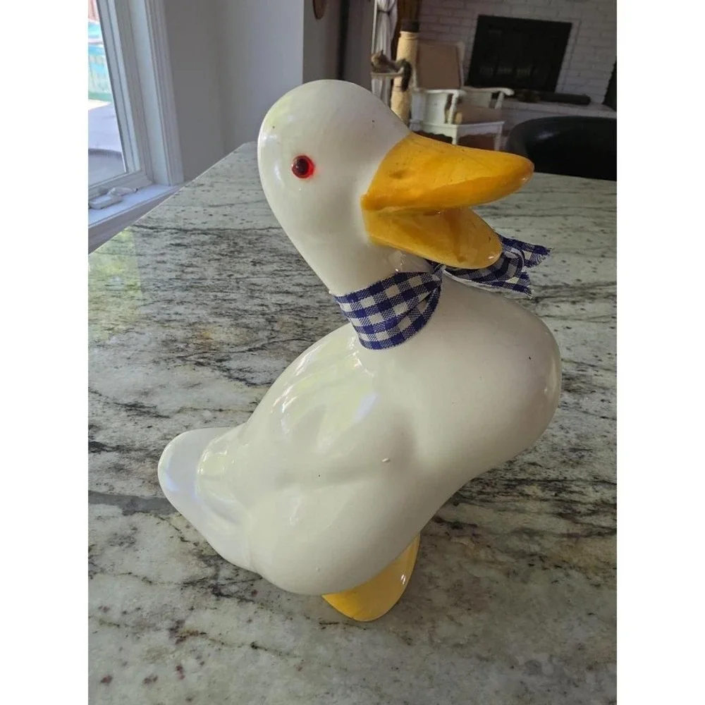 Vintage‎ Ducks Figurines 1980 8.5 in Vintage Original Bows Red Gem